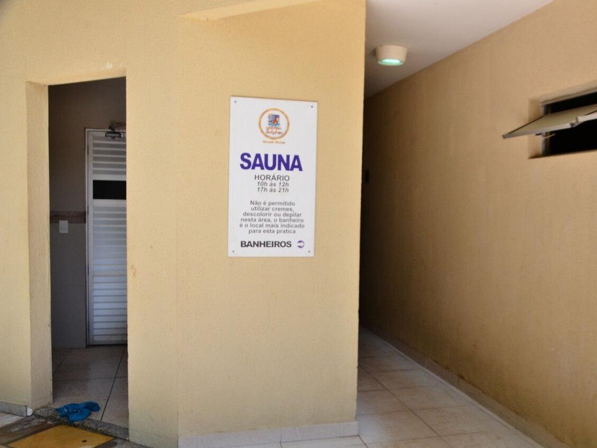 Apartamento Golden Dolphin Grand Caldas Novas Esterno foto