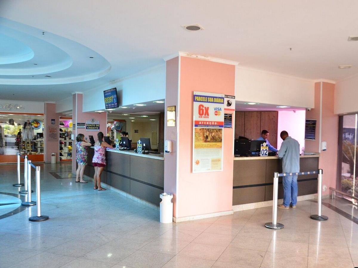 Apartamento Golden Dolphin Grand Caldas Novas Esterno foto